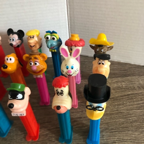Vintage PEZ Dispensers Collection - Picture 5 of 9